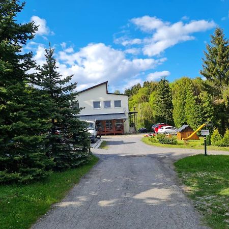 Villa Paradajs - Ubytovanie Pri Jazere Banska Stiavnica Exterior photo