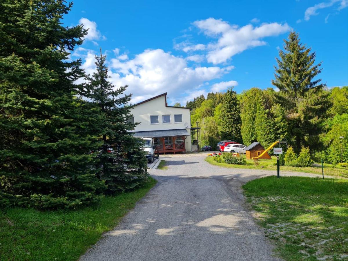 Villa Paradajs - Ubytovanie Pri Jazere Banska Stiavnica Exterior photo